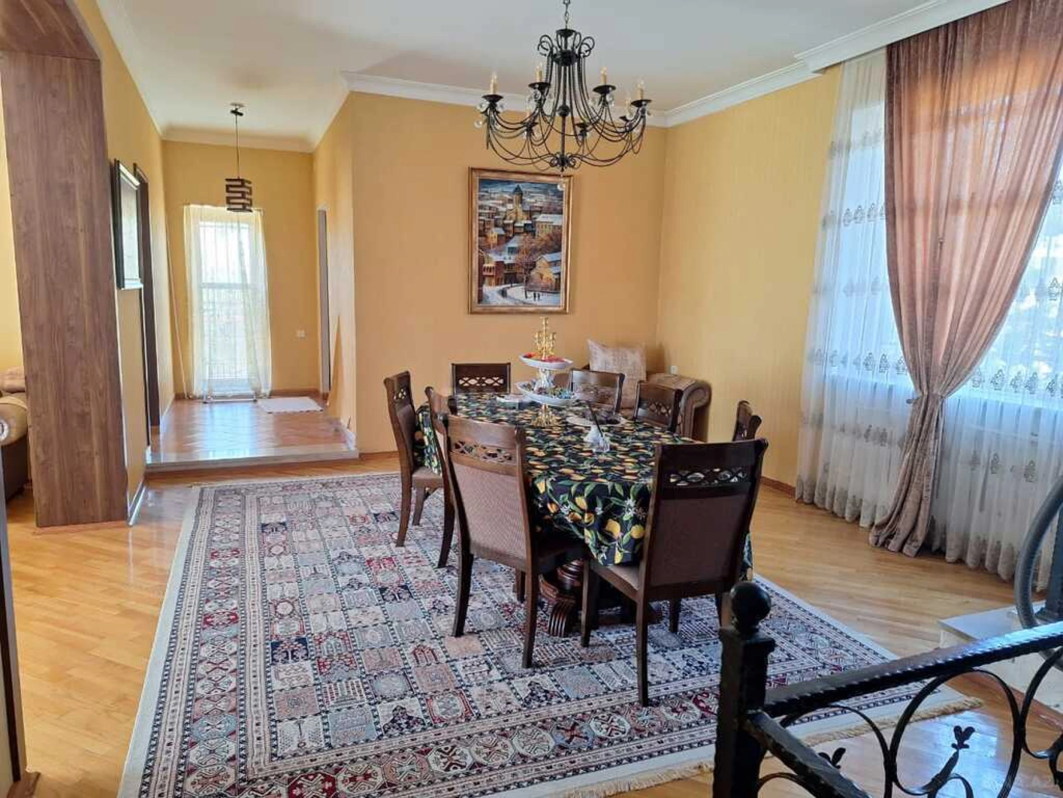 Satılır 6 otaqlı həyət evi 400 m²