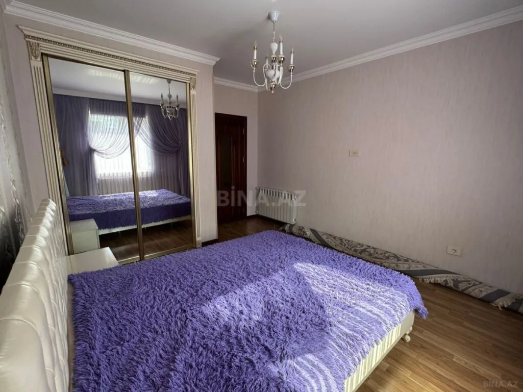 Satılır 4 otaqlı mənzil 110 m²