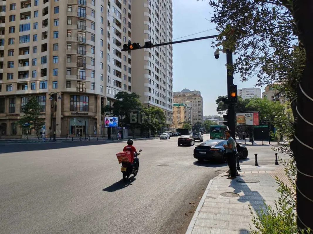 Satılır obyekt 15 m²