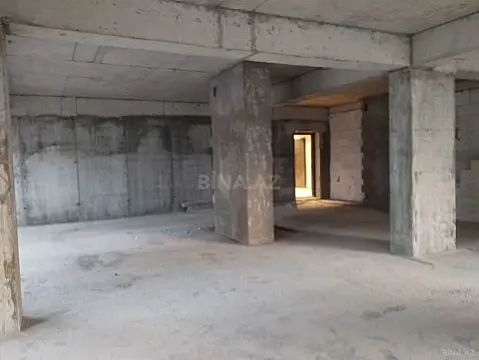 Satılır 3 otaqlı mənzil 127 m²