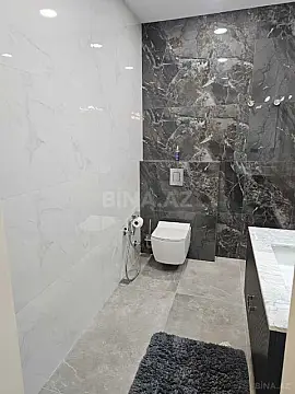 Satılır 4 otaqlı mənzil 154 m²