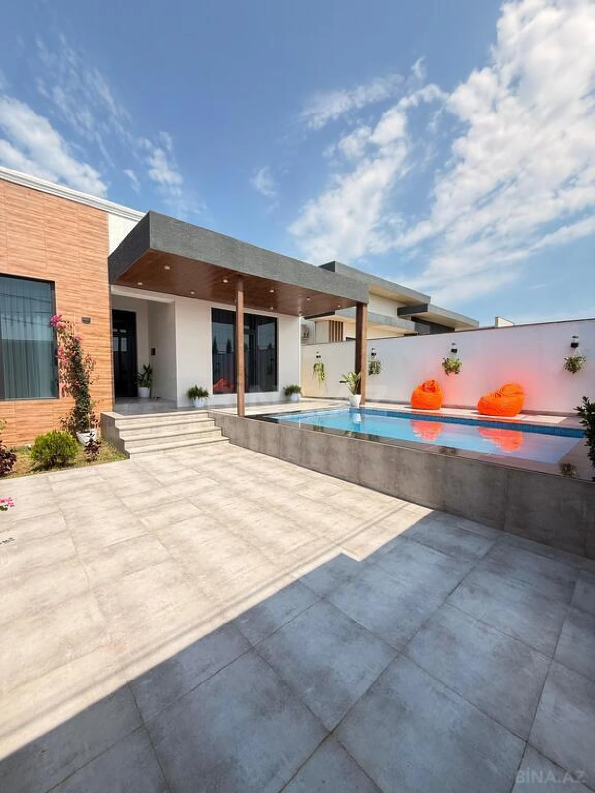 Satılır 4 otaqlı həyət evi 170 m²