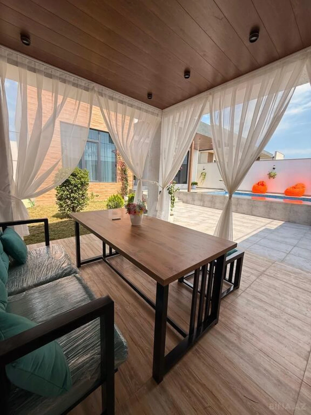 Satılır 4 otaqlı həyət evi 170 m²