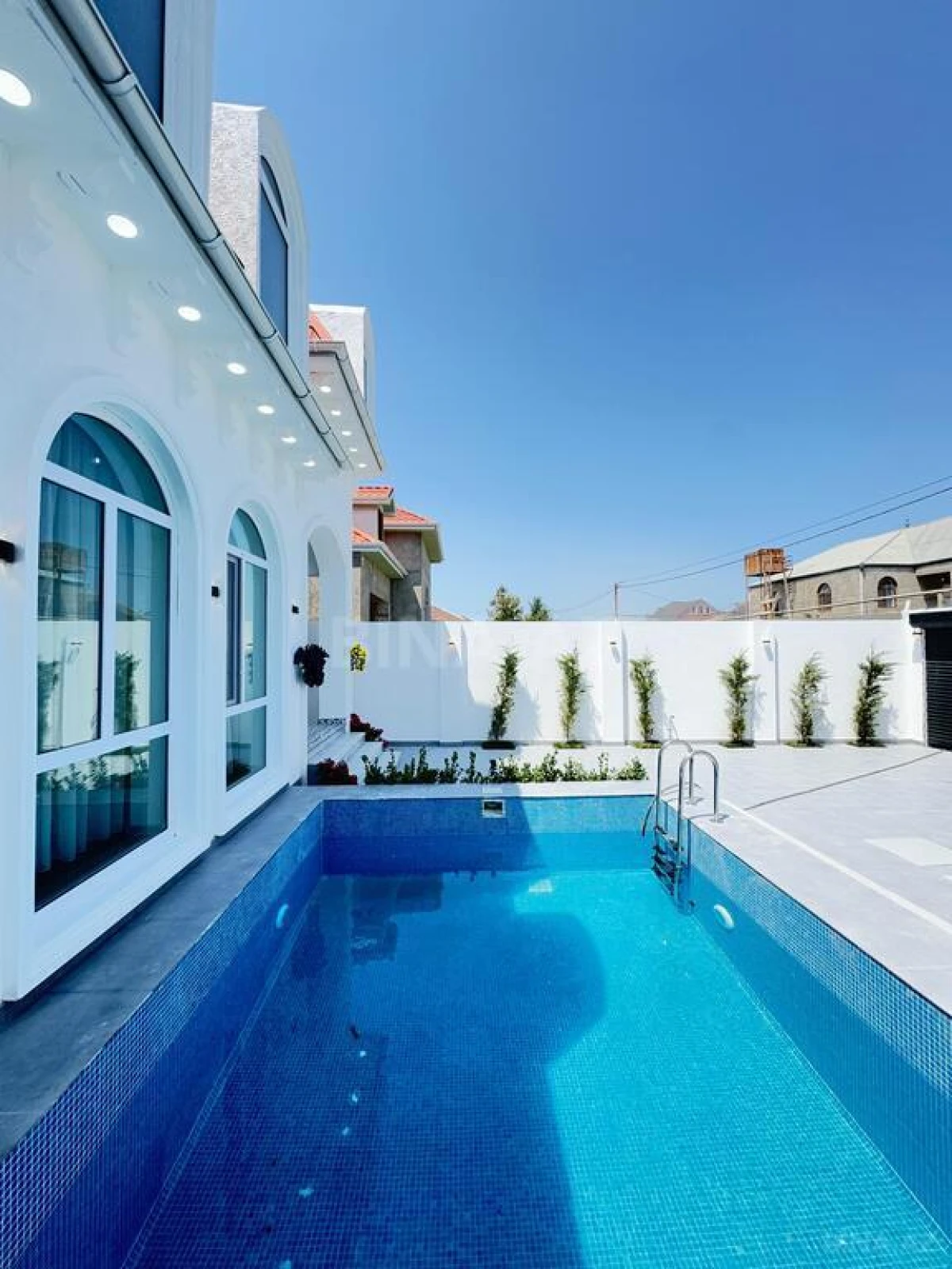 Satılır 4 otaqlı həyət evi 170 m²