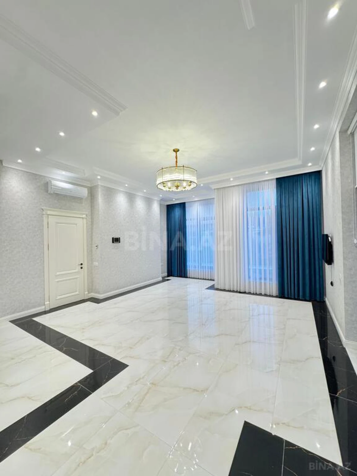 Satılır 7 otaqlı həyət evi 500 m²