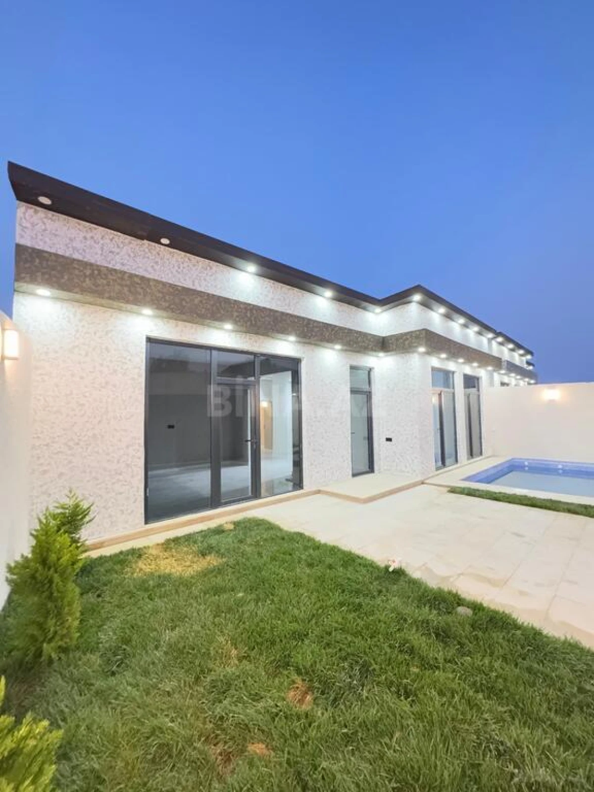 Satılır 4 otaqlı həyət evi 150 m²
