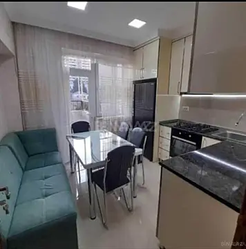 Satılır 4 otaqlı mənzil 111 m²