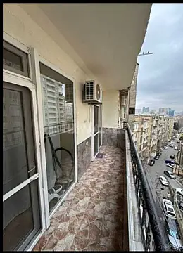 Satılır 4 otaqlı mənzil 111 m²
