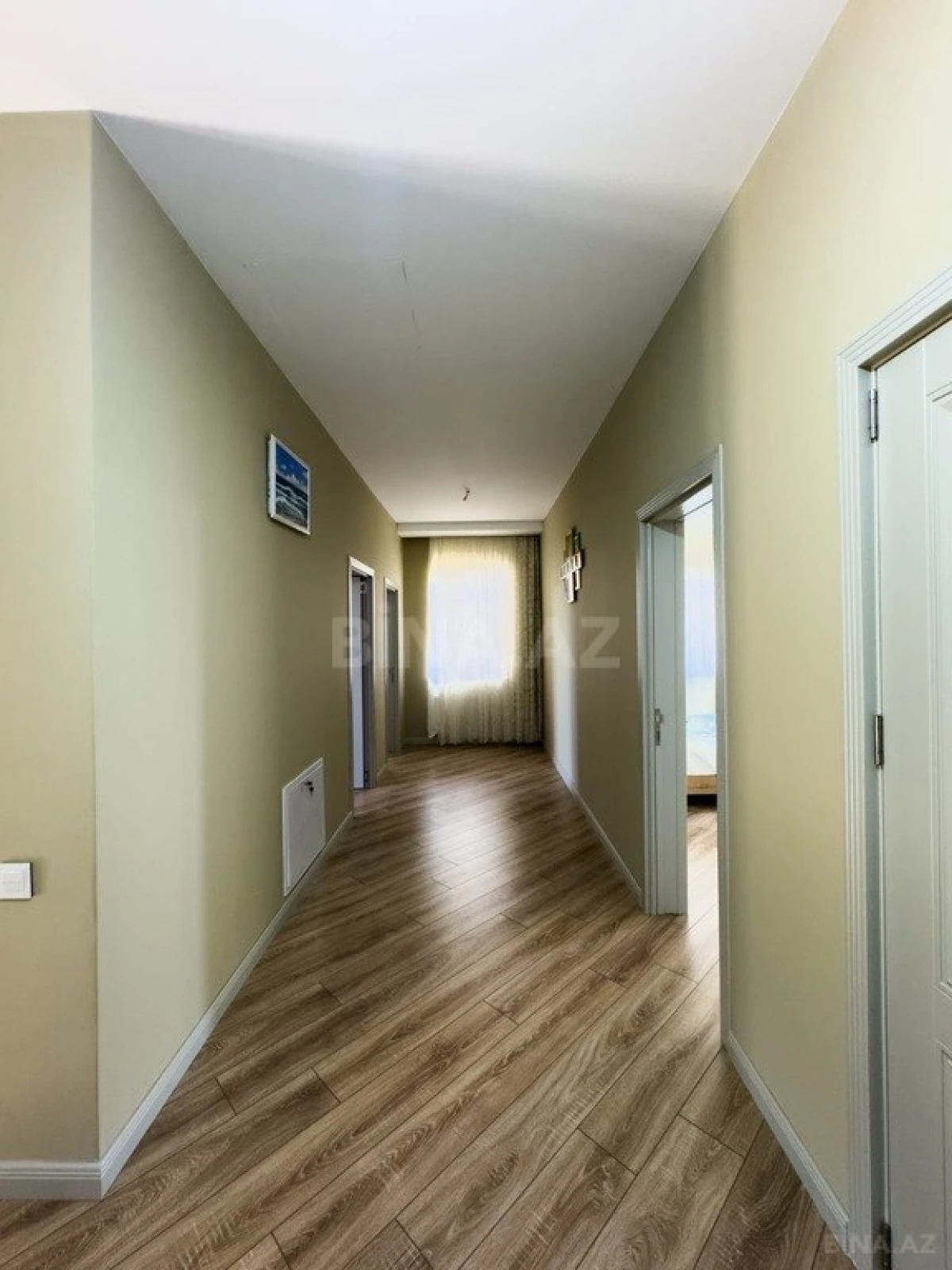 Satılır 4 otaqlı həyət evi 320 m²