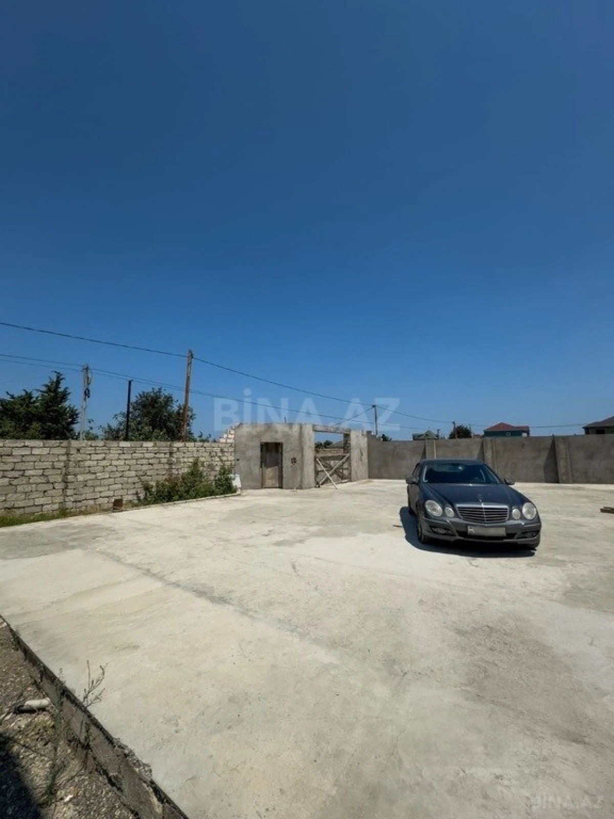 Satılır 4 otaqlı həyət evi 320 m²