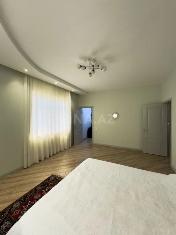 Satılır 4 otaqlı həyət evi 320 m²