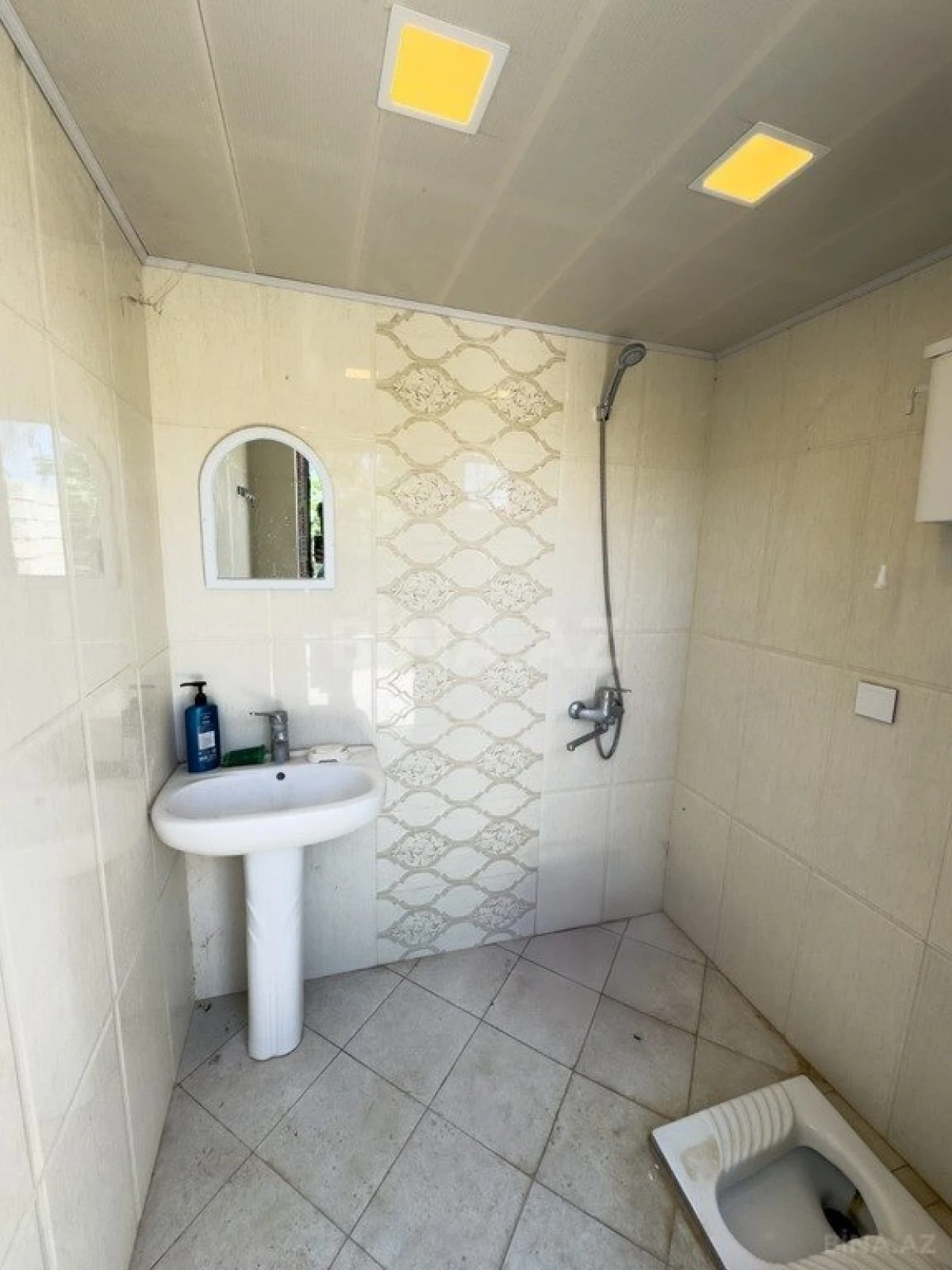 Satılır 4 otaqlı həyət evi 320 m²