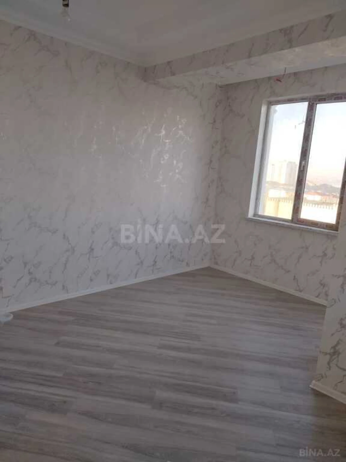 Satılır 2 otaqlı mənzil 66 m²