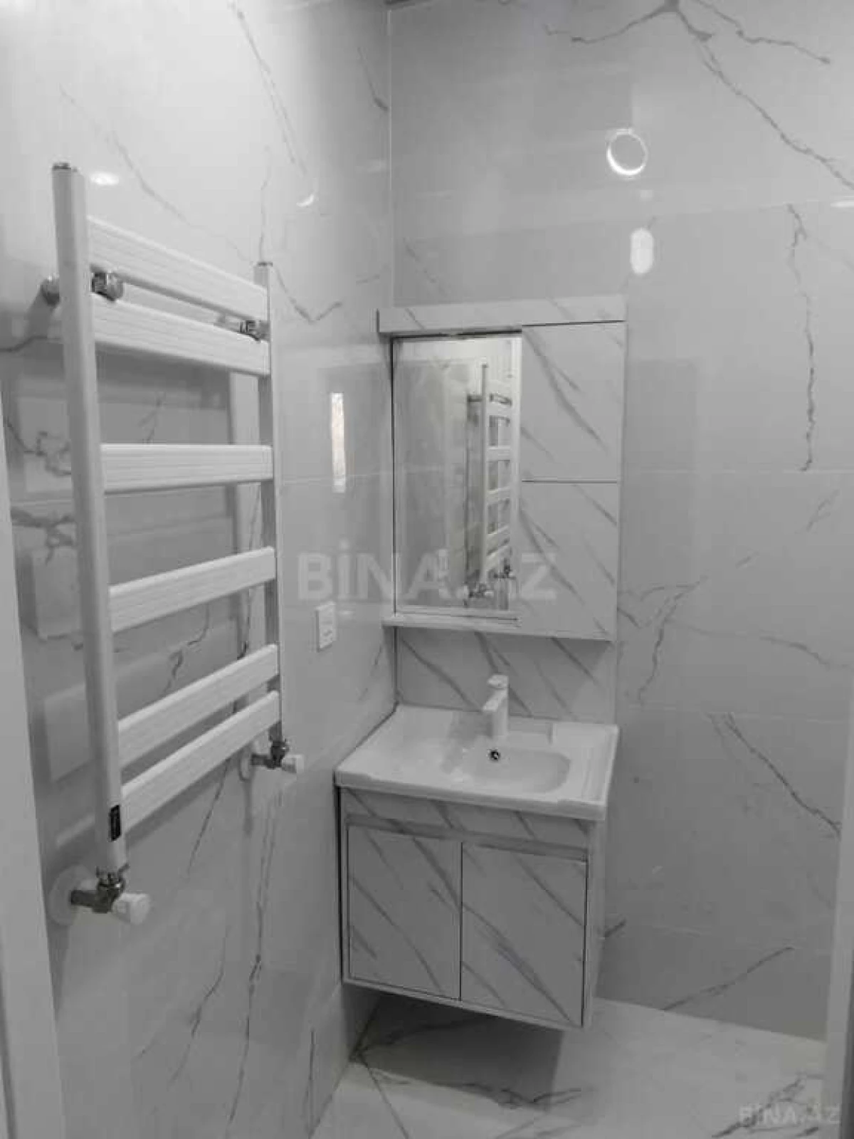 Satılır 2 otaqlı mənzil 66 m²