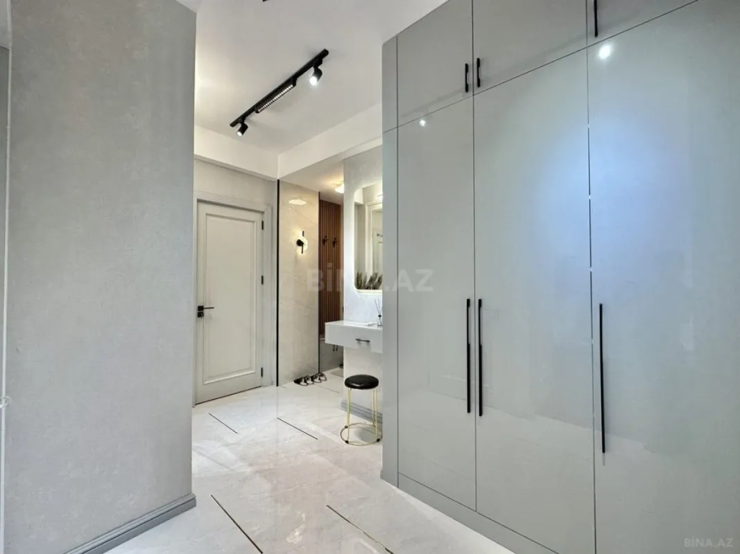 Satılır 2 otaqlı mənzil 54 m²