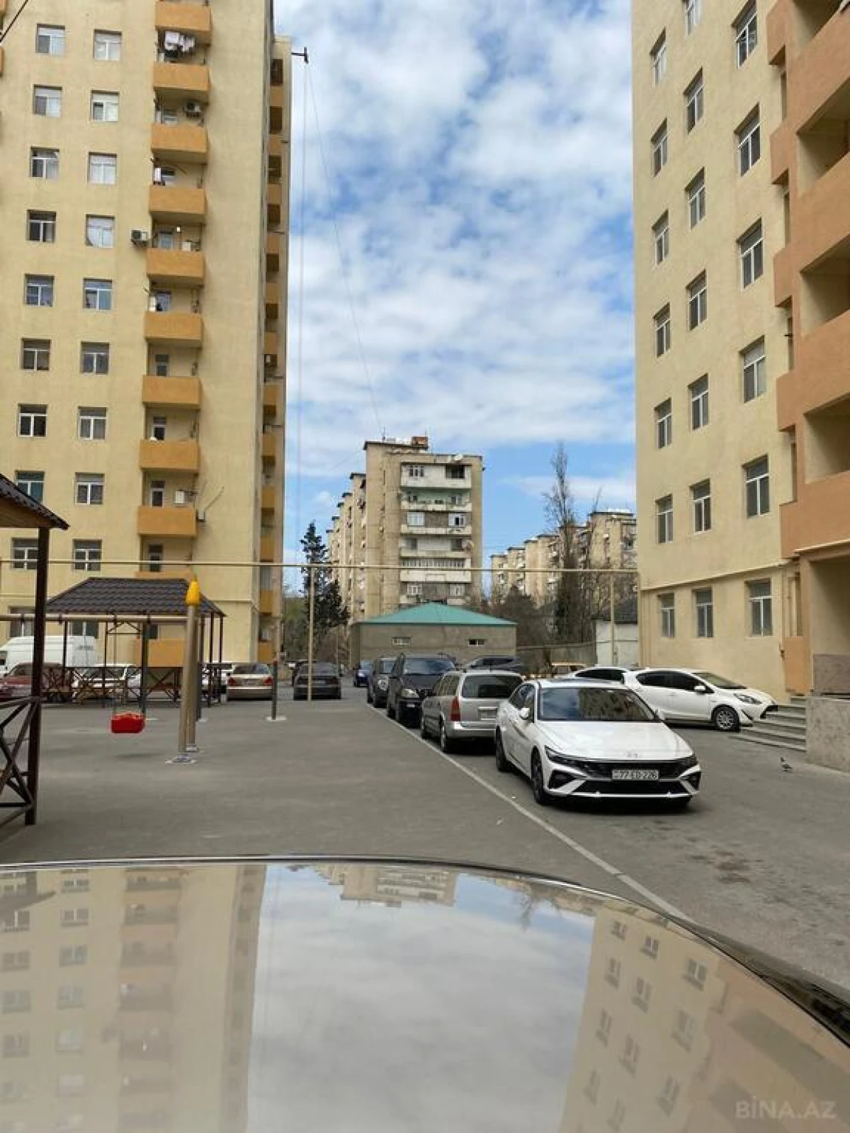 Satılır 2 otaqlı mənzil 70 m²