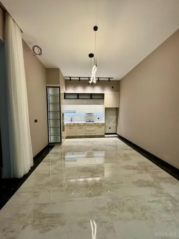 Satılır 5 otaqlı həyət evi 250 m²