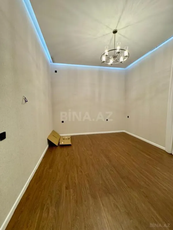 Satılır 5 otaqlı həyət evi 250 m²