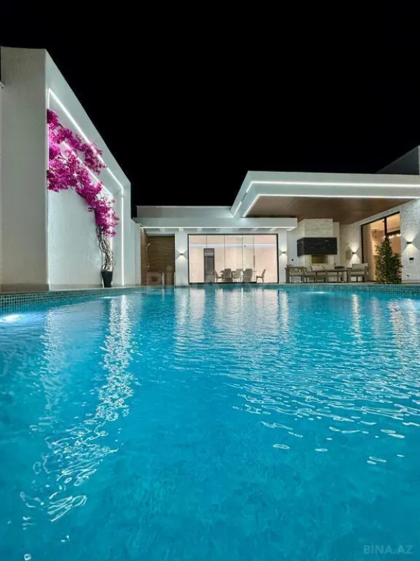 Satılır 5 otaqlı həyət evi 250 m²