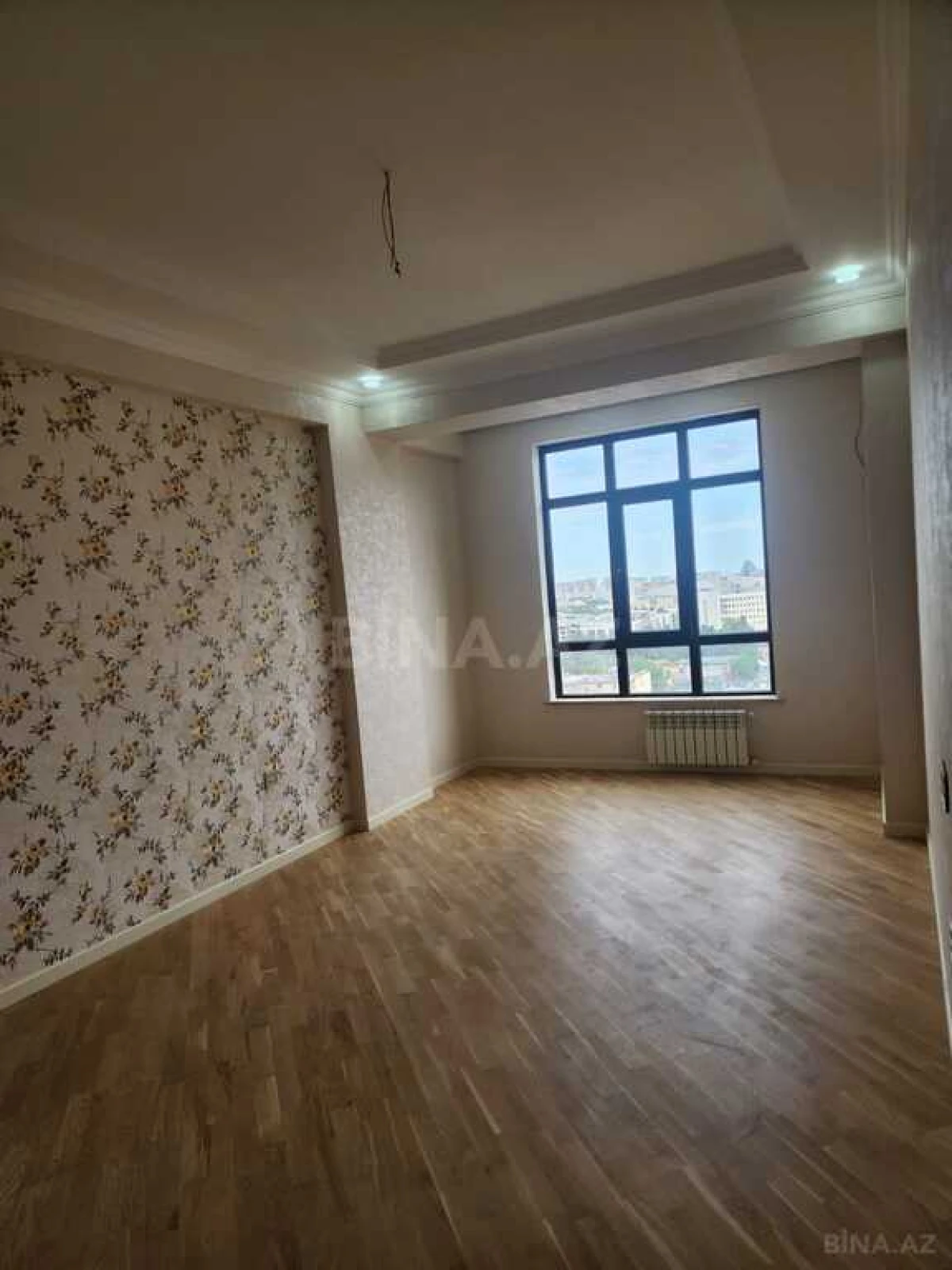 Satılır 3 otaqlı mənzil 107 m²