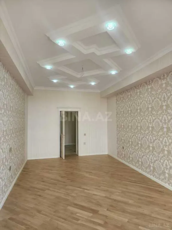 Satılır 3 otaqlı mənzil 107 m²