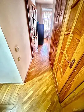 Satılır 2 otaqlı mənzil 70 m²
