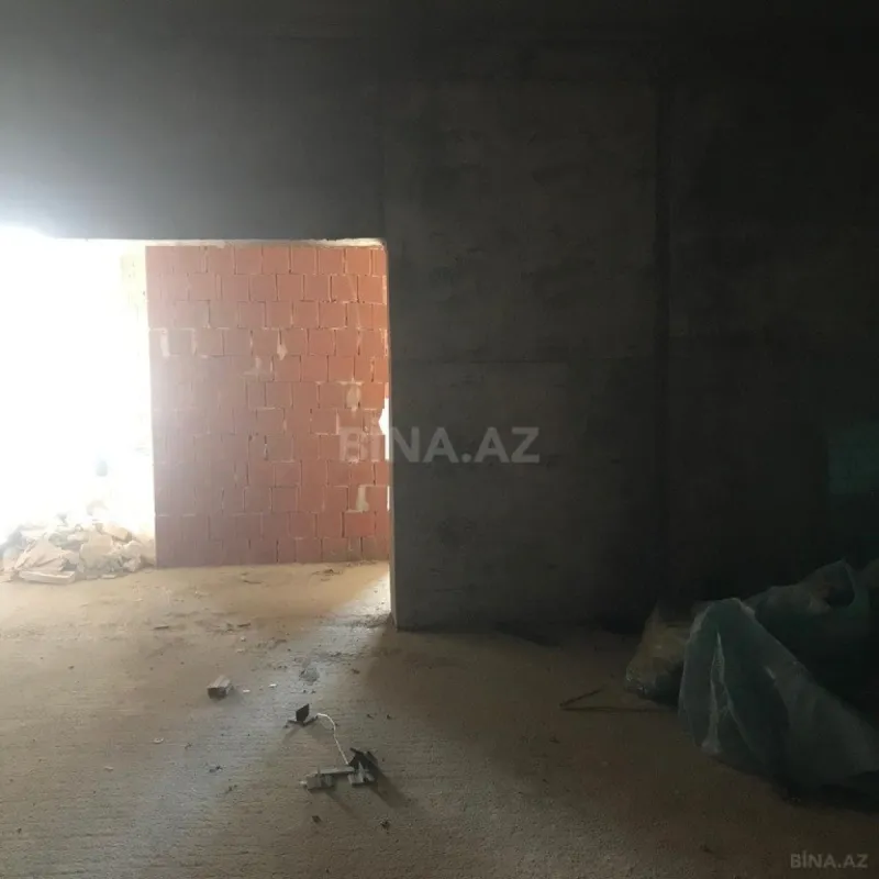 Satılır 2 otaqlı mənzil 108 m²