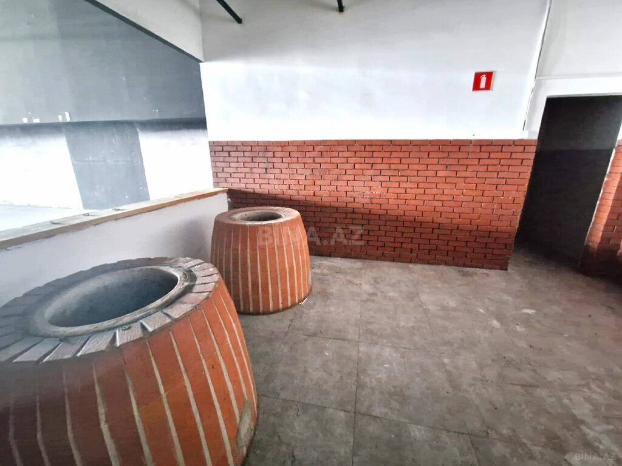 Kirayə verilir obyekt 2000 m²