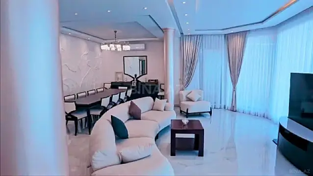 Satılır 7 otaqlı həyət evi 500 m²