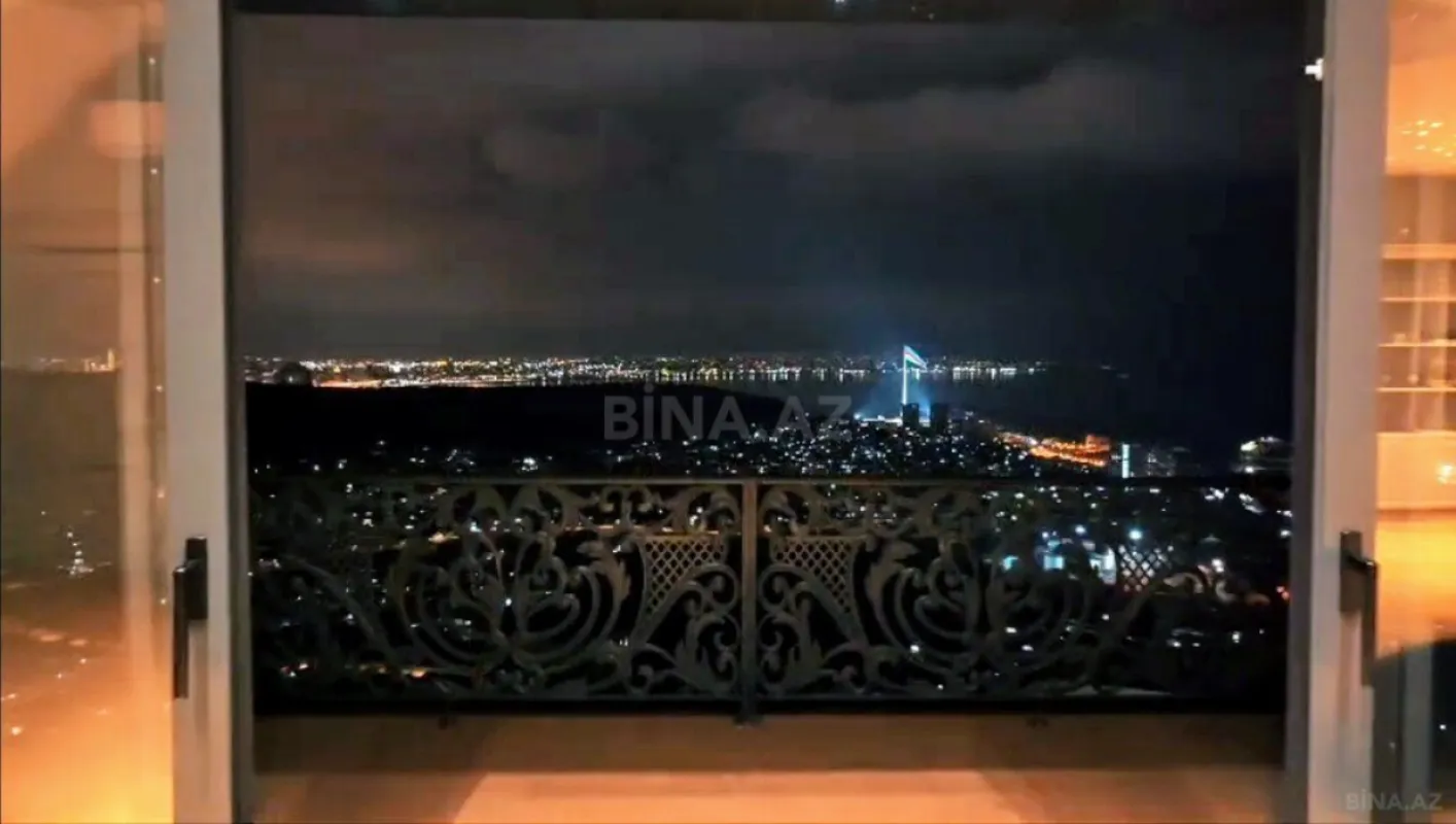 Satılır 7 otaqlı həyət evi 500 m²