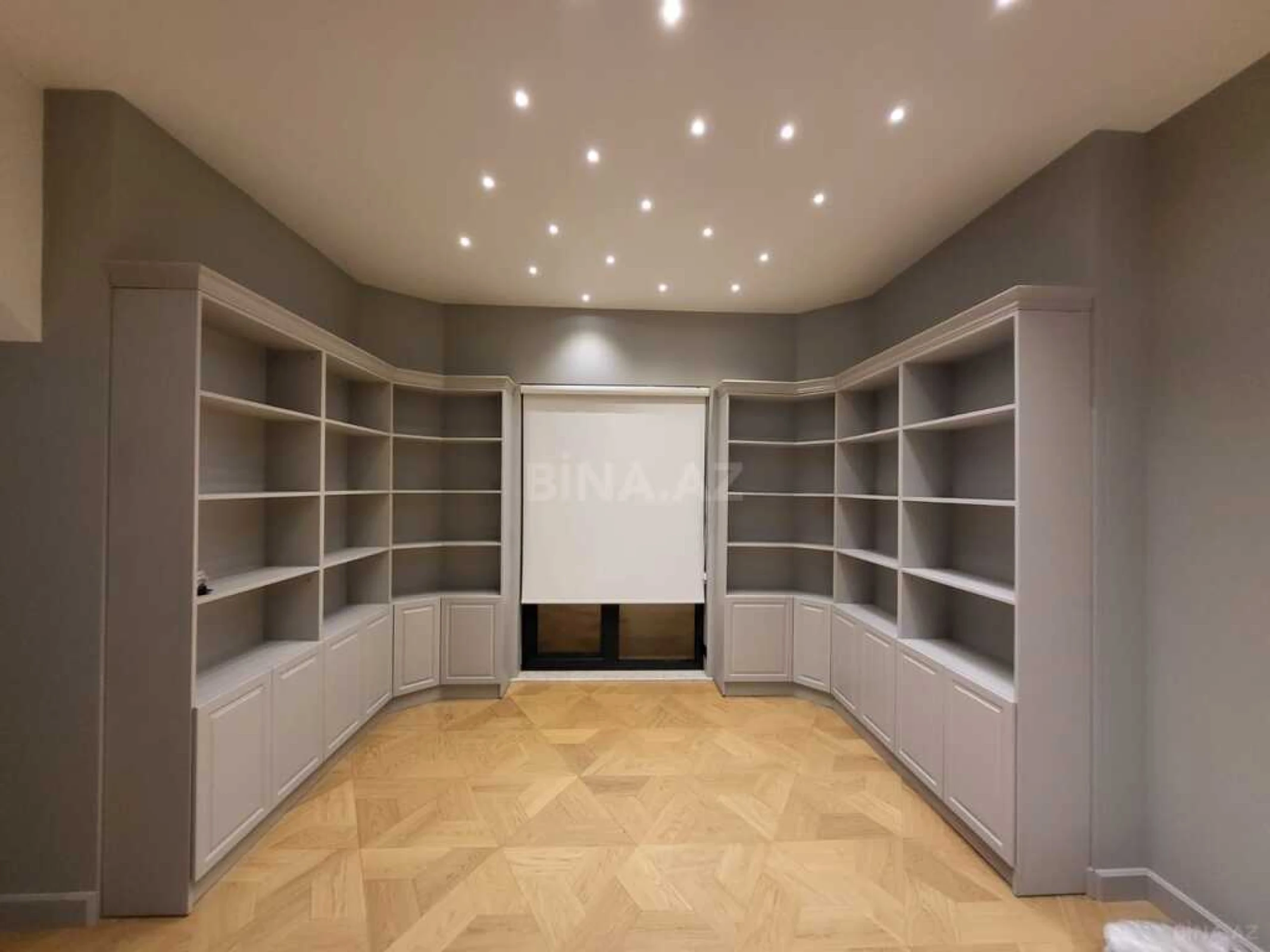 Satılır 7 otaqlı həyət evi 500 m²