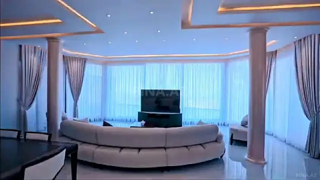 Satılır 7 otaqlı həyət evi 500 m²