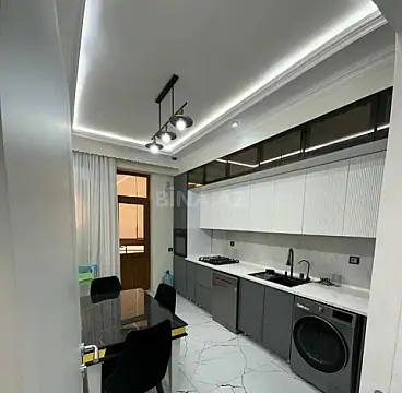 Satılır 2 otaqlı mənzil 90 m²
