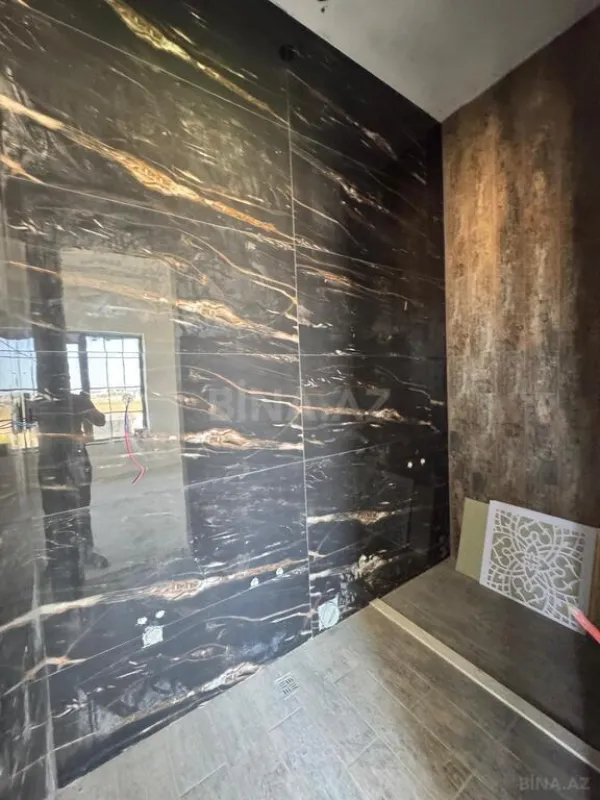 Satılır 7 otaqlı həyət evi 500 m²