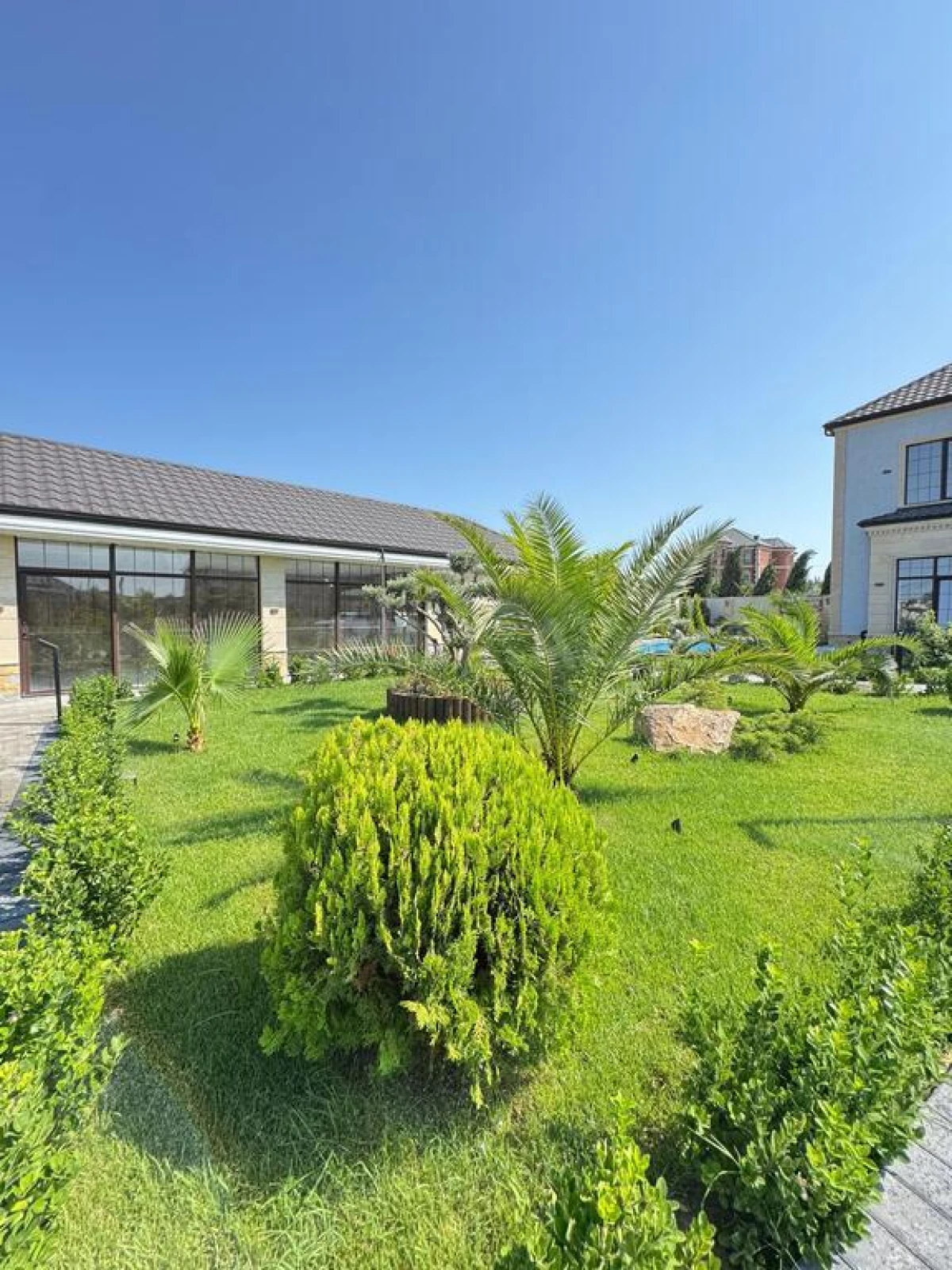 Satılır 7 otaqlı həyət evi 500 m²