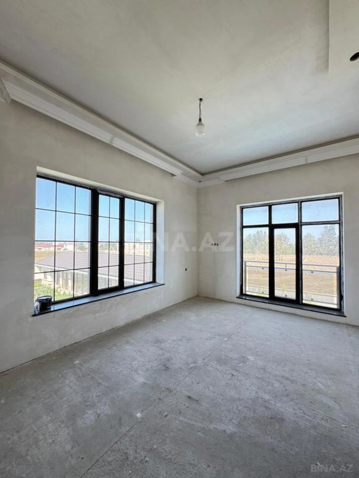 Satılır 7 otaqlı həyət evi 500 m²