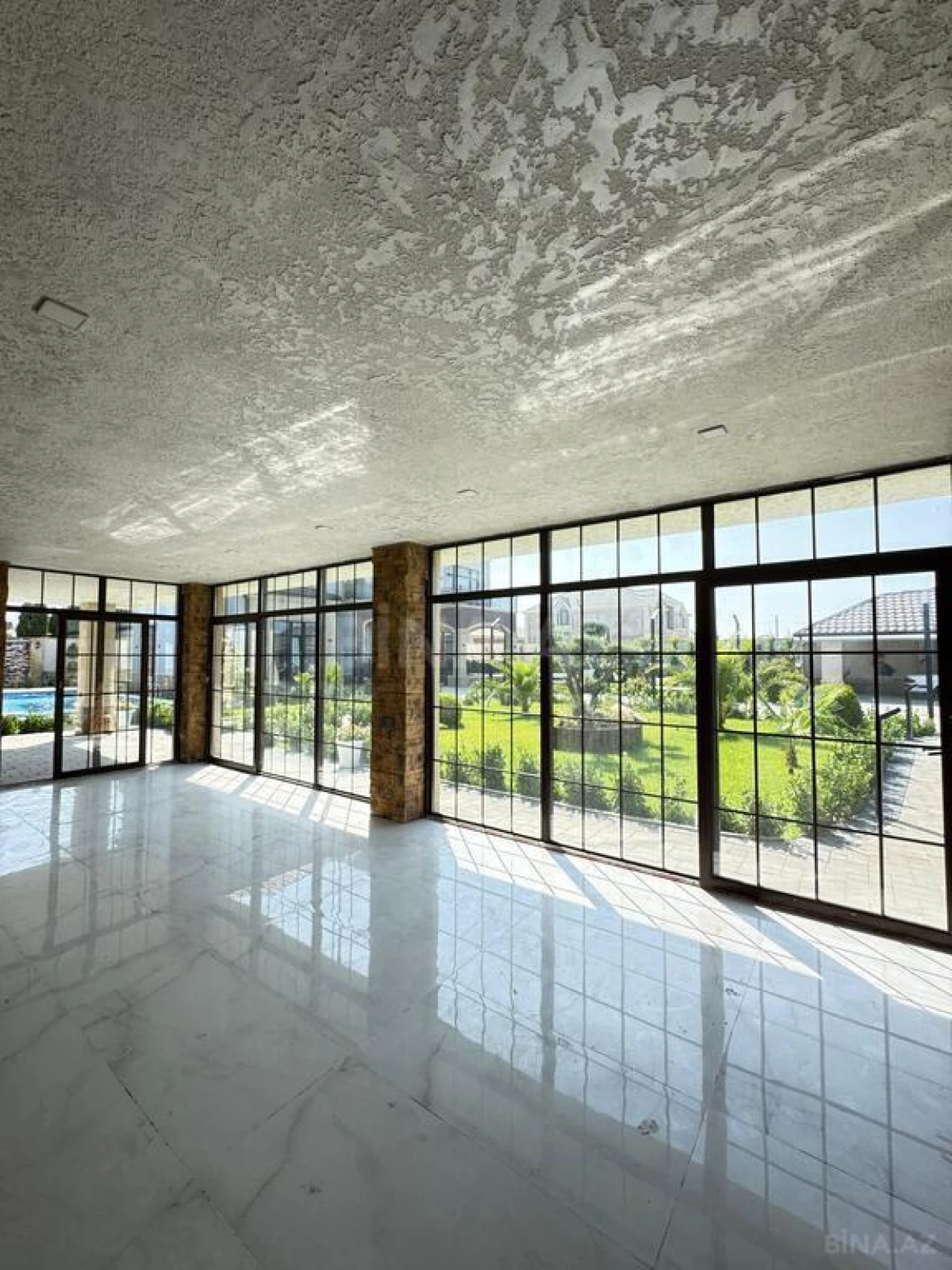 Satılır 7 otaqlı həyət evi 500 m²