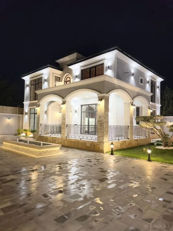 Satılır 8 otaqlı həyət evi 500 m²