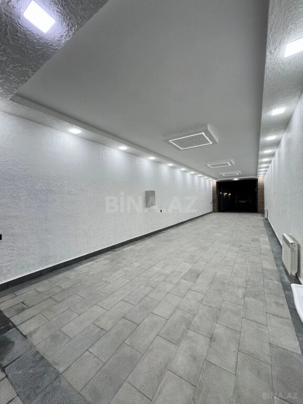 Satılır 8 otaqlı həyət evi 500 m²