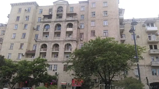 Satılır 5 otaqlı mənzil 200 m² — Bakı, Nəsimi 5 otaq 200.00 m²