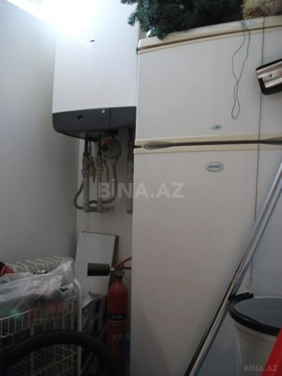 Satılır 5 otaqlı mənzil 200 m²
