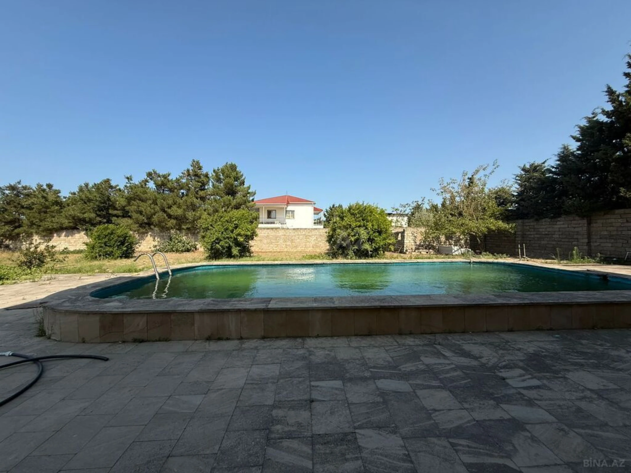 Satılır torpaq sahəsi 25 m²