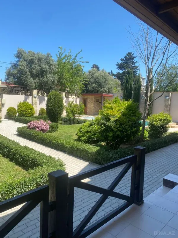 Kirayə verilir 4 otaqlı həyət evi 220 m²