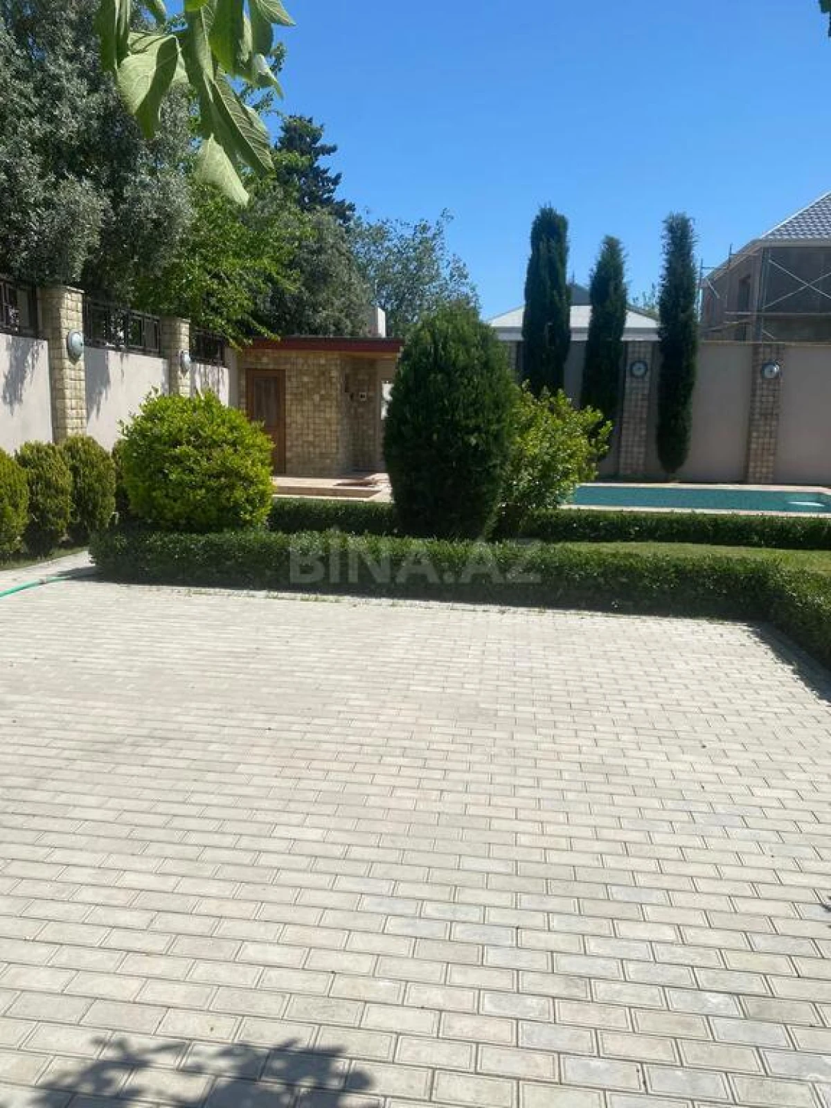 Kirayə verilir 4 otaqlı həyət evi 220 m²