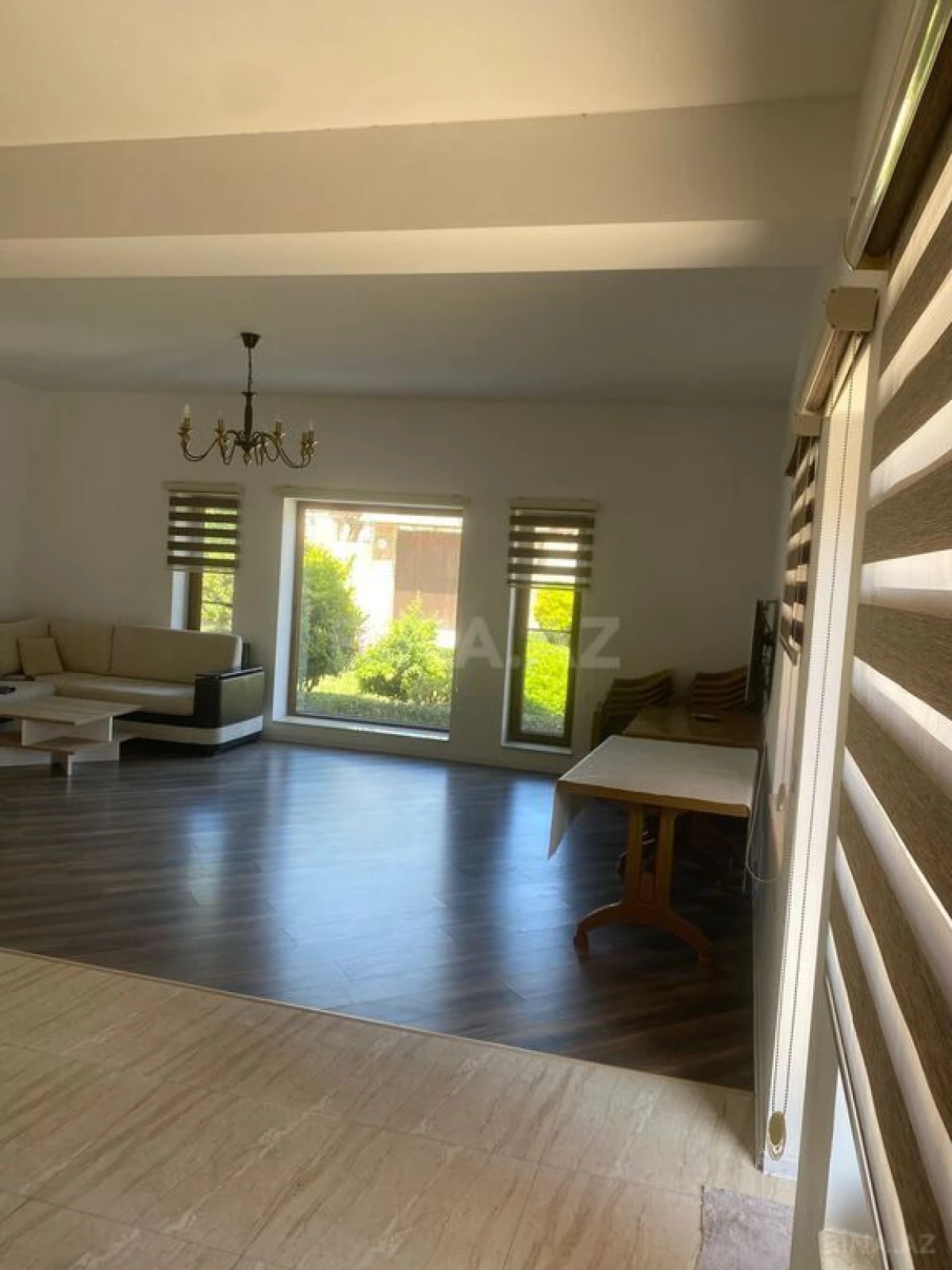 Kirayə verilir 4 otaqlı həyət evi 220 m²