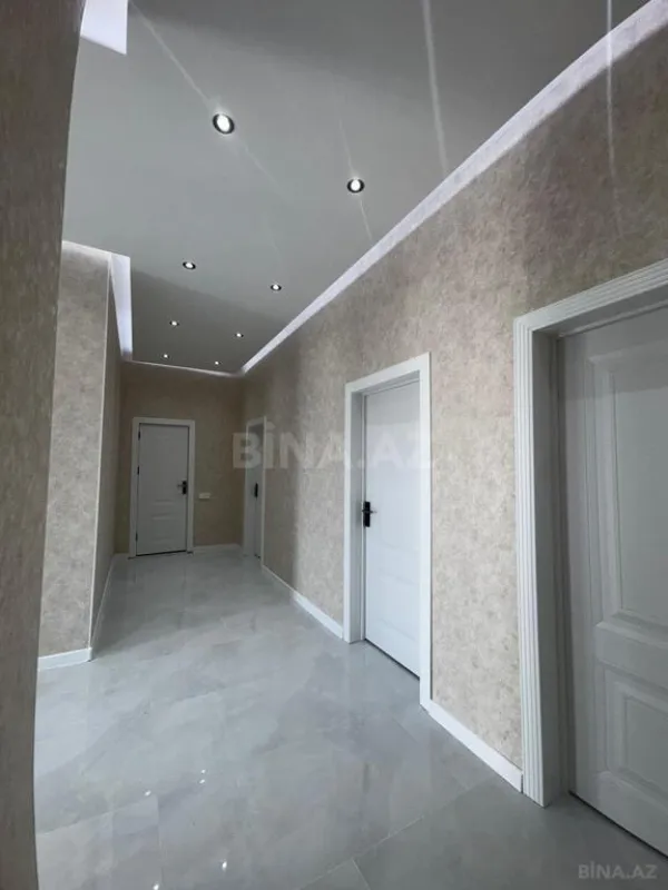 Satılır 4 otaqlı həyət evi 140 m²