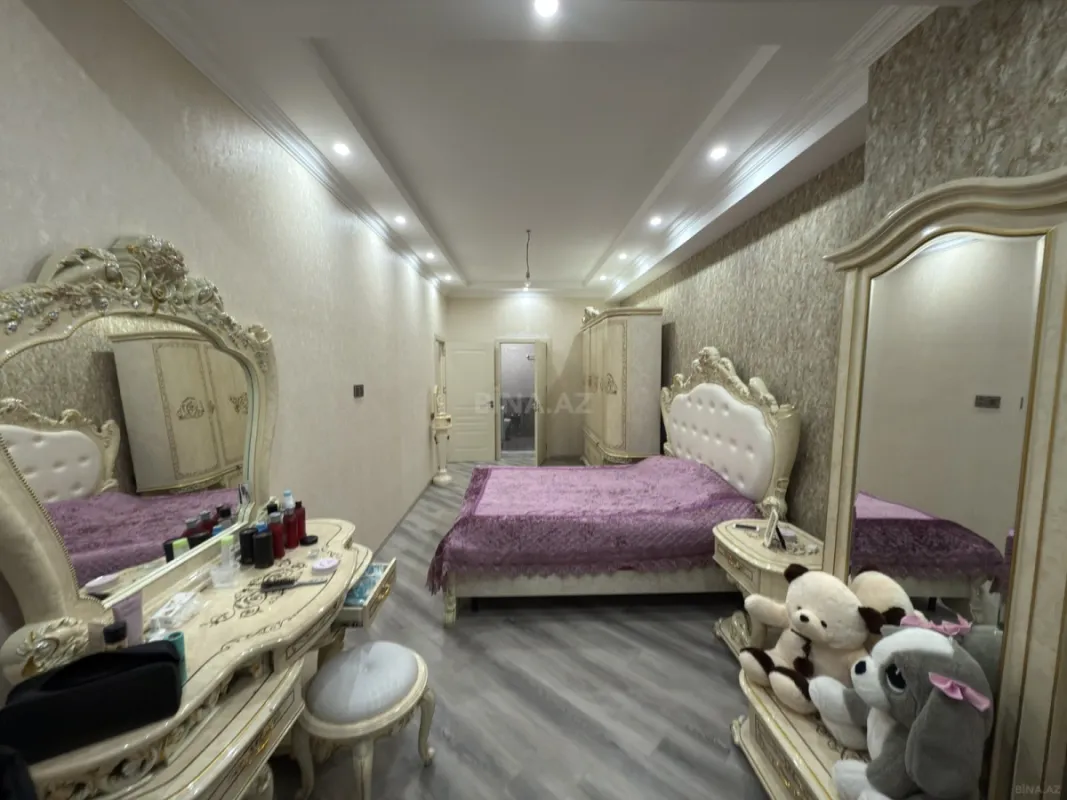 Satılır 3 otaqlı mənzil 123 m²