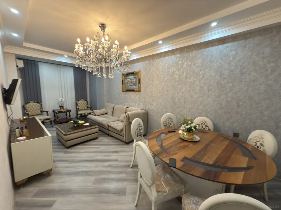 Satılır 3 otaqlı mənzil 123 m²
