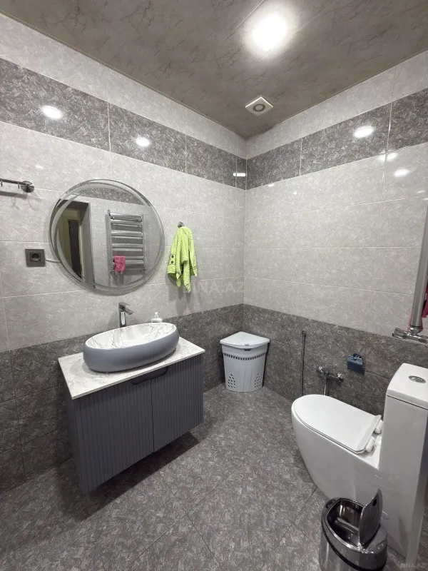 Satılır 3 otaqlı mənzil 123 m²