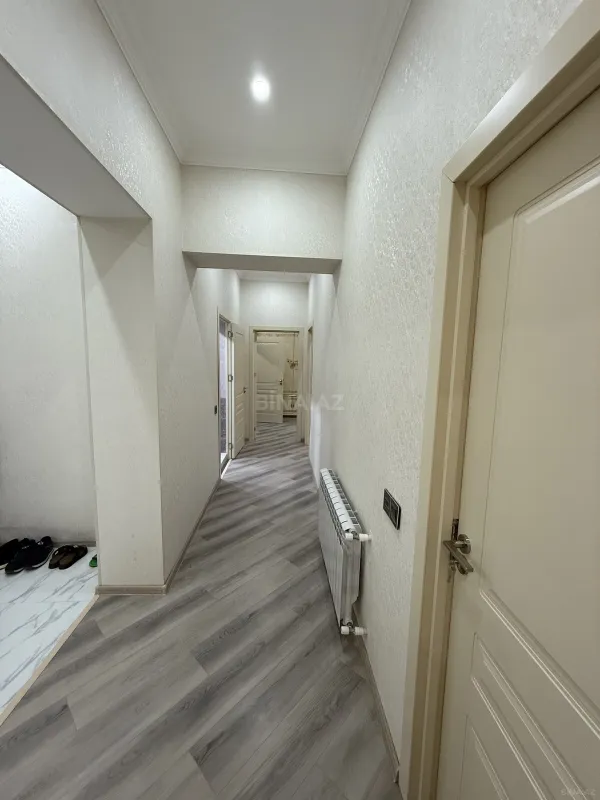 Satılır 3 otaqlı mənzil 123 m²